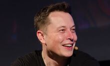 ElonMuskFlammenwerfer 16148442 2385 8934 1614844391