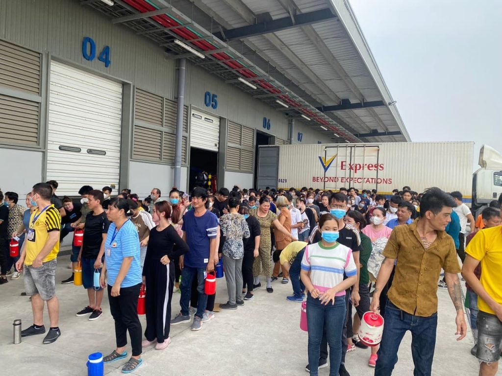 Thuê Lao Động và Bốc Xếp Hàng Hóa TP.HCM Giá Rẻ - Dịch Vụ Chất Lượng